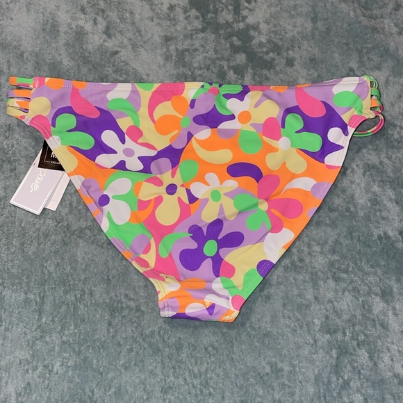 Salt and cove bikini bottoms - Picture 3 of 5